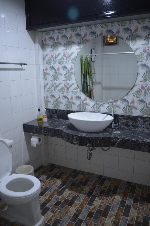 โรงแรมเมืองเพรียวอินน์ Mueang Phriao Inn Hotel Sara Buri Εξωτερικό φωτογραφία